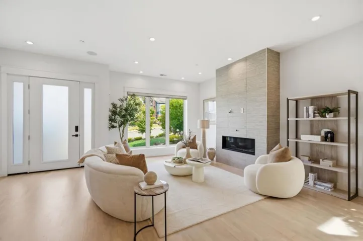 612 Hobart Avenue, San Mateo, California 94402