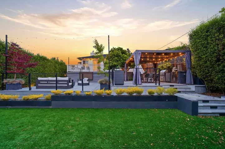 612 Hobart Avenue, San Mateo, California 94402