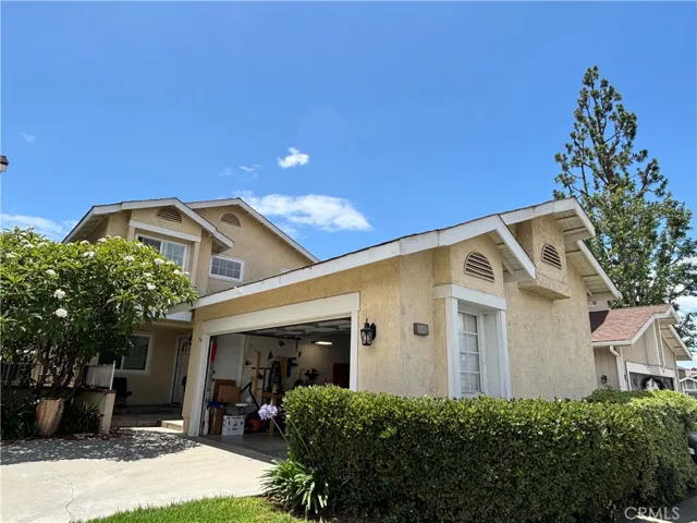 15 Southampton, Irvine, California 92620