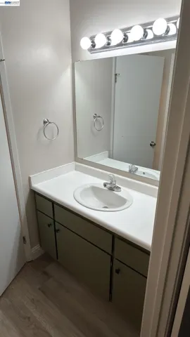 1327 Webster St B105, Alameda, California 94501