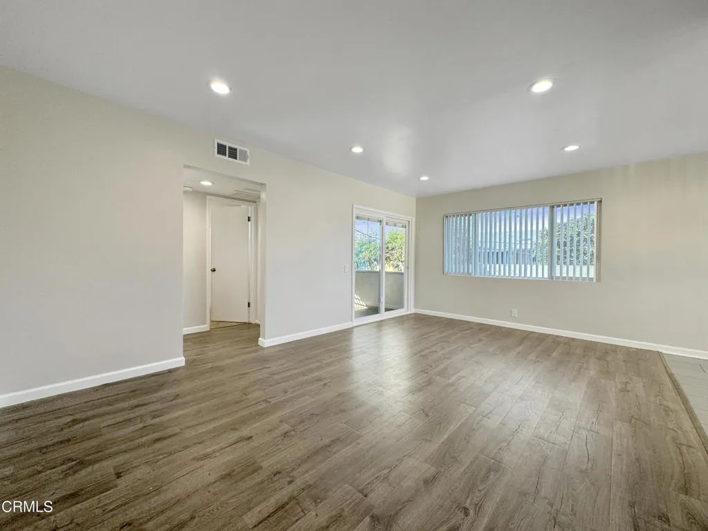 605 Los Robles Living Room​​‌​​​​‌​​‌‌​​‌​​​‌‌​​​‌​​‌‌​​‌‌​​‌‌​​​​ 1