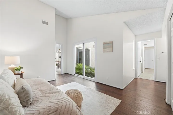 1955 W Bayshore, Anaheim, California 92801