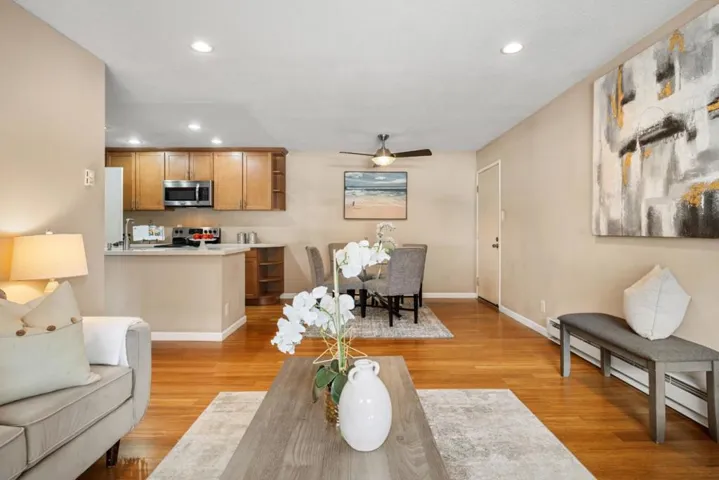 209 Boardwalk Avenue H, San Bruno, California 94066