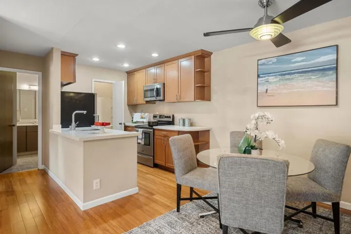 209 Boardwalk Avenue H, San Bruno, California 94066