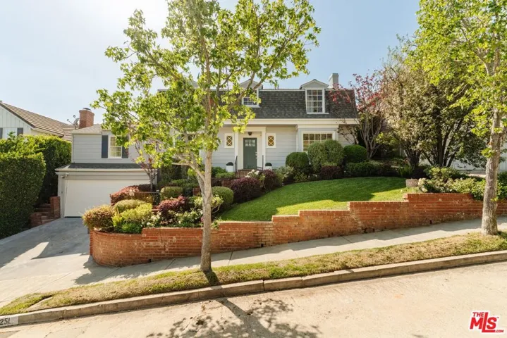 251 Tavistock Avenue, Los Angeles, California 90049