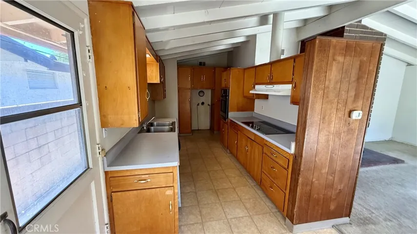515 N Wayfield, Orange, California 92867