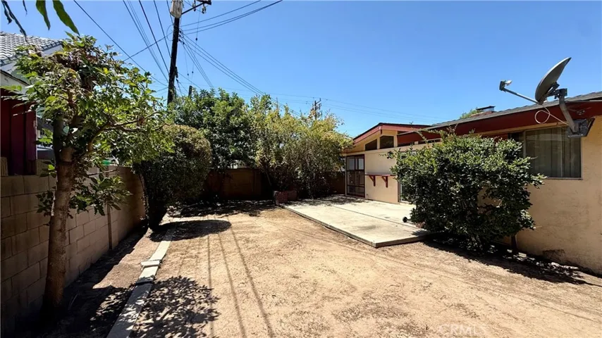 515 N Wayfield, Orange, California 92867