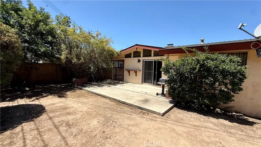 515 N Wayfield, Orange, California 92867