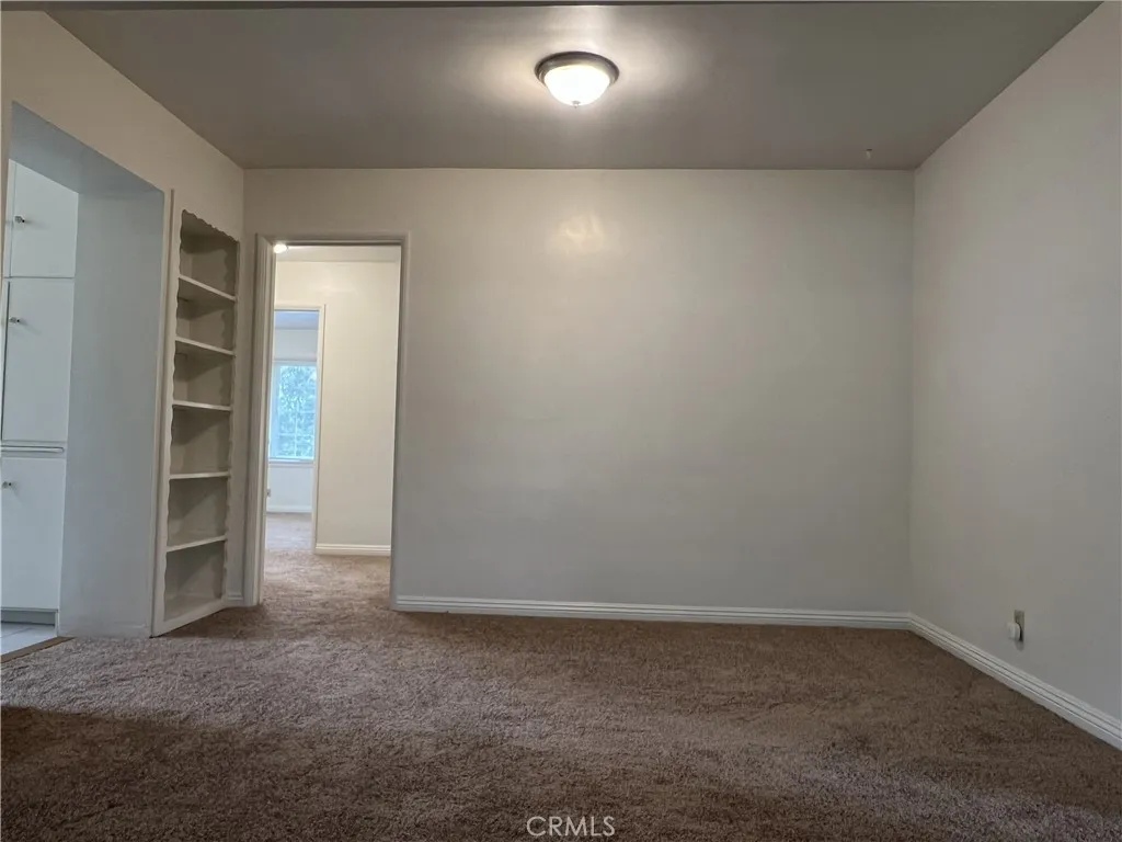 gallery-image 4