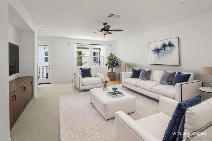 https://zimg.paragon.ice.com/ParagonImages/Property/PA/SDMLS/-525569/36/120/90/2aadf93fdc0e5eb57cc1c56389dd1940/3/f880e8e8c5b90d26fc3703f04b138121/-525569-0fb9942a-2efd-42a3-b974-bdb8d4c49715.JPG