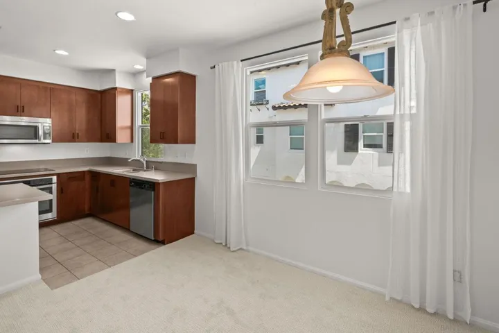 1846 Cliff Swallow, Carlsbad, California 92011