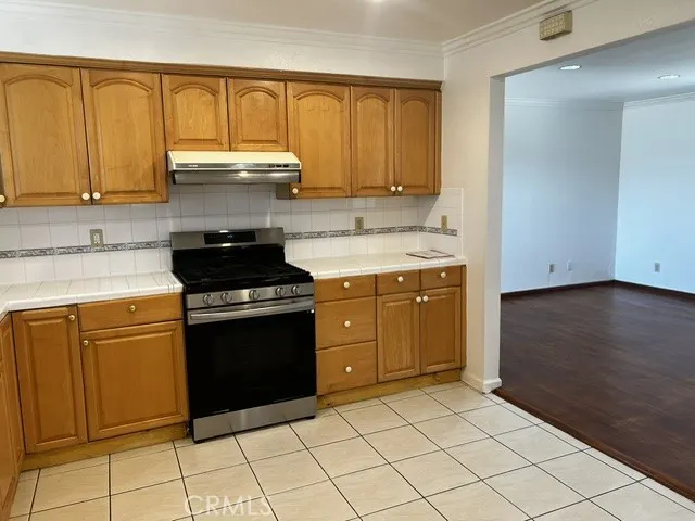 gallery-image 4
