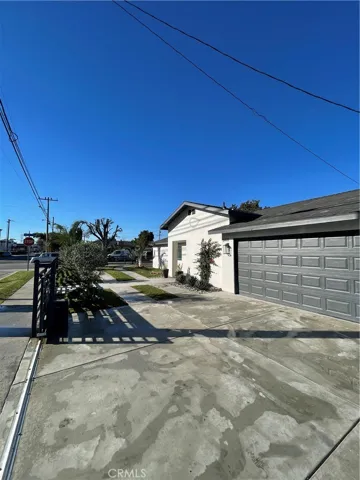 5801 Lubec, Bell Gardens, California 90201