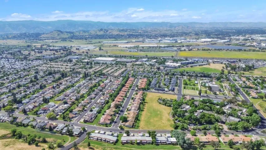 636 Yellowstone Drive, Vacaville, California 95687