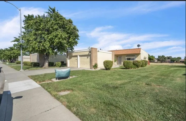 636 Yellowstone Drive, Vacaville, California 95687