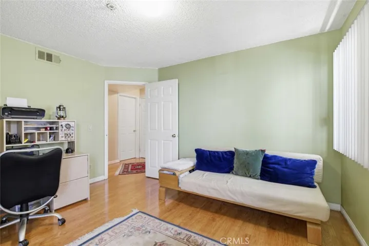 301 W Loraine Street 5, Glendale, California 91202