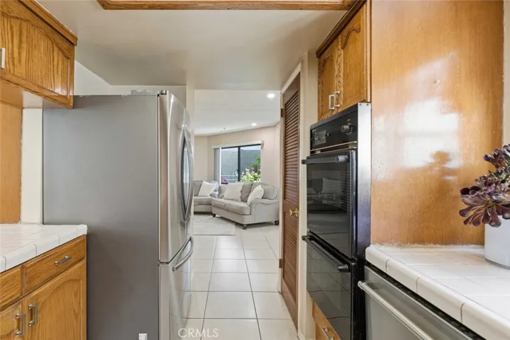 301 W Loraine Street 5, Glendale, California 91202