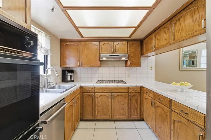 301 W Loraine Street 5, Glendale, California 91202