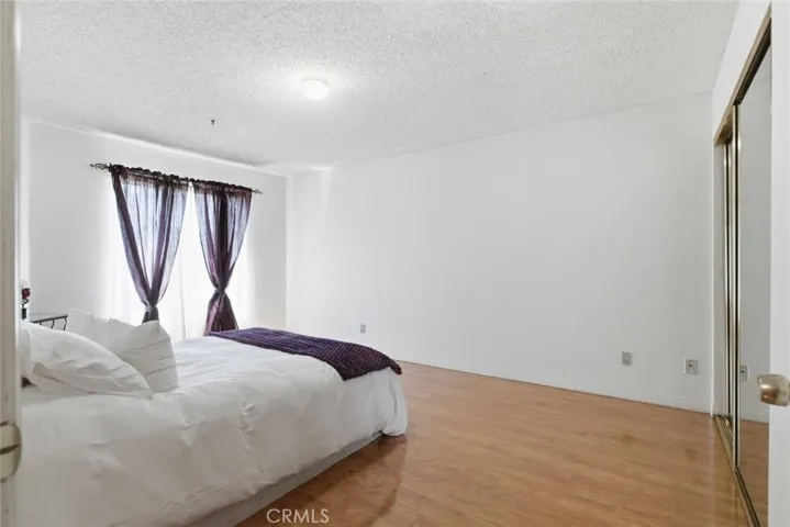 301 W Loraine Street 5, Glendale, California 91202