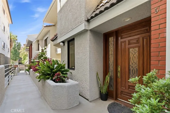 301 W Loraine Street 5, Glendale, California 91202