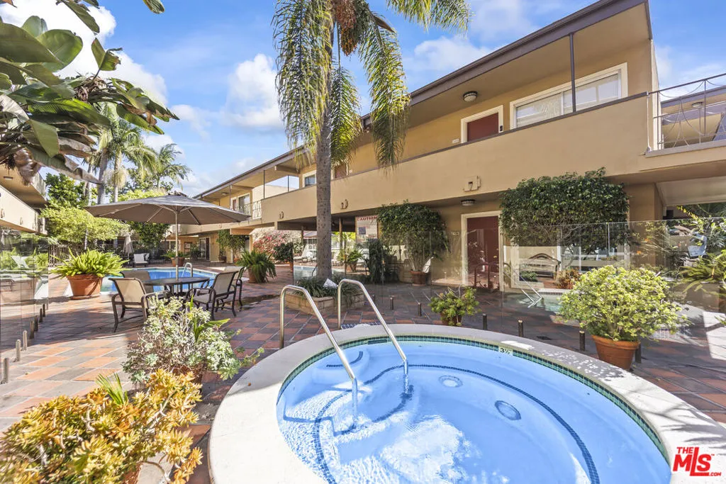 Large Sunny Pool and Hot Tub