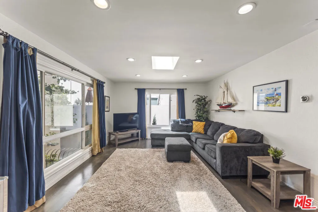 Living & Dining Room