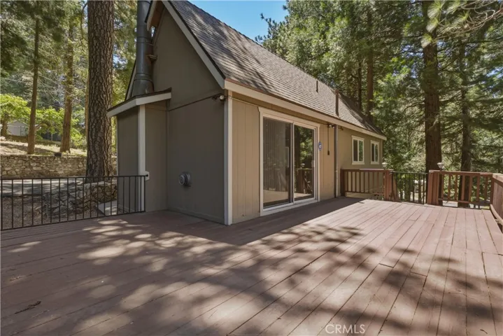 22980 Crest Forest, Crestline, California 92325
