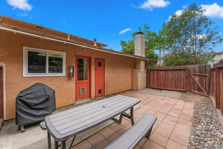 2134 Via Robles, Oceanside, California 92054