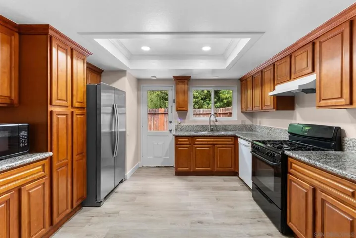 2134 Via Robles, Oceanside, California 92054