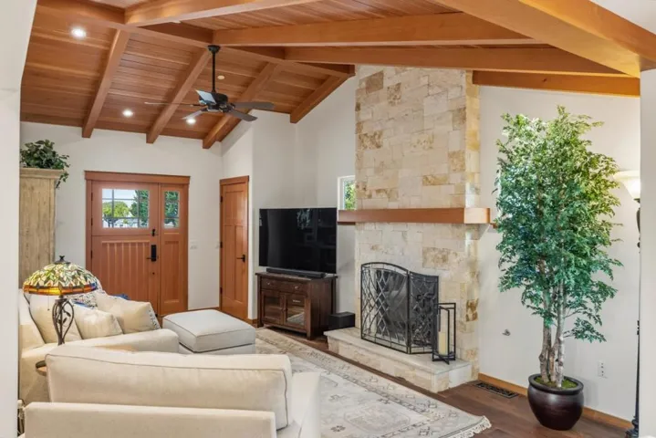 801 Junipero Avenue, Pacific Grove, California 93950