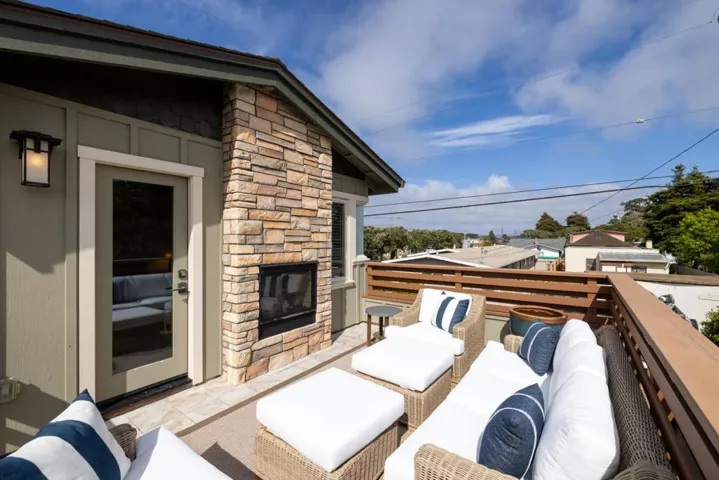 801 Junipero Avenue, Pacific Grove, California 93950
