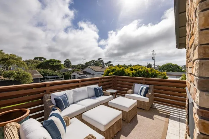 801 Junipero Avenue, Pacific Grove, California 93950
