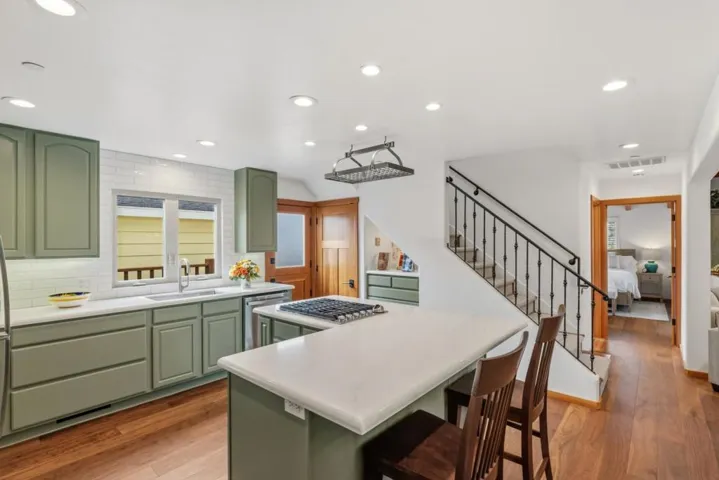 801 Junipero Avenue, Pacific Grove, California 93950