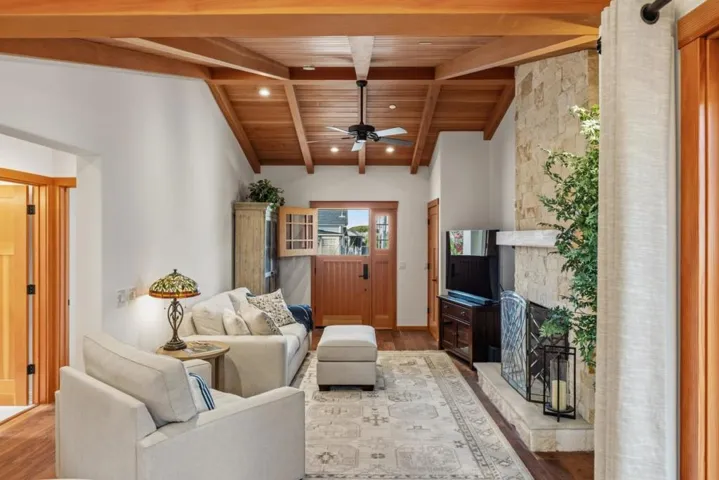 801 Junipero Avenue, Pacific Grove, California 93950