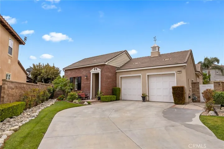 1705 Arthur Loop W, Upland, California 91784
