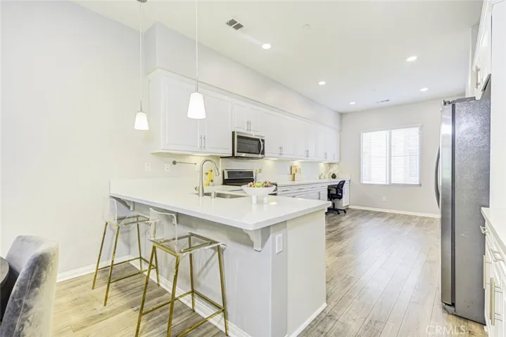 115 Neptune, Irvine, California 92618