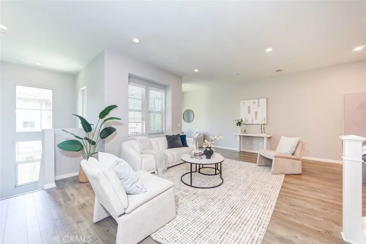 115 Neptune, Irvine, California 92618