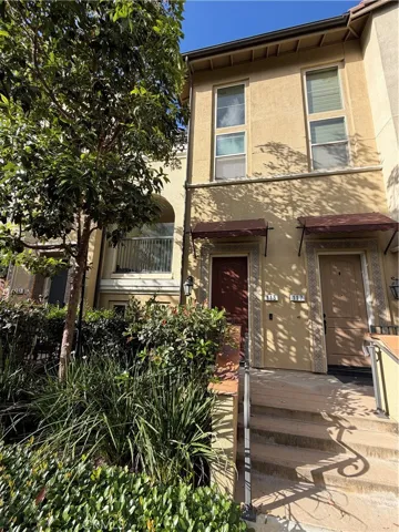 115 Neptune, Irvine, California 92618