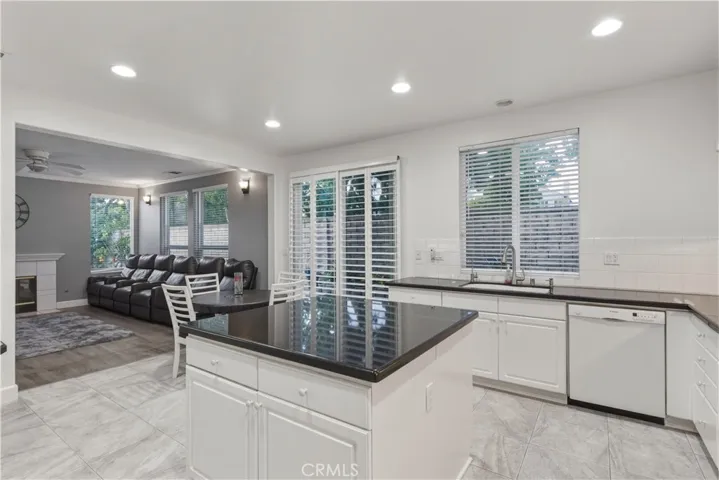 4510 El Corazon Court, Camarillo, California 93012