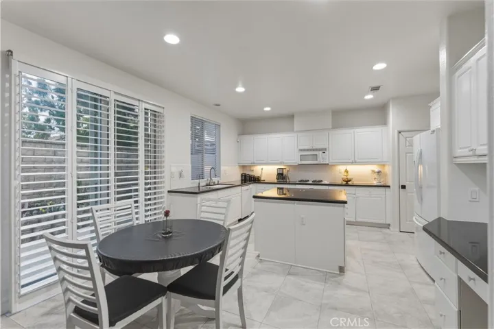 4510 El Corazon Court, Camarillo, California 93012