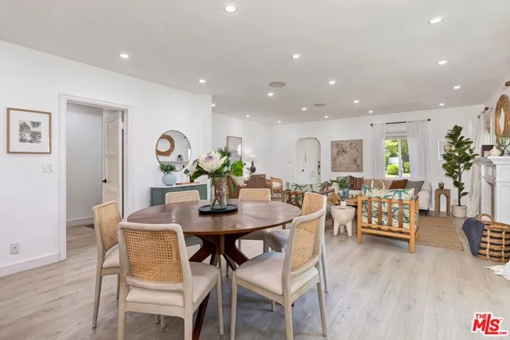 1060 22nd Street, Santa Monica, California 90403