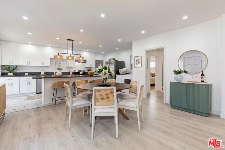 1060 22nd Street, Santa Monica, California 90403