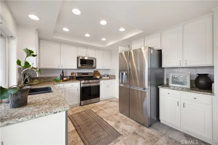 14 Viejo 75, Irvine, California 92612