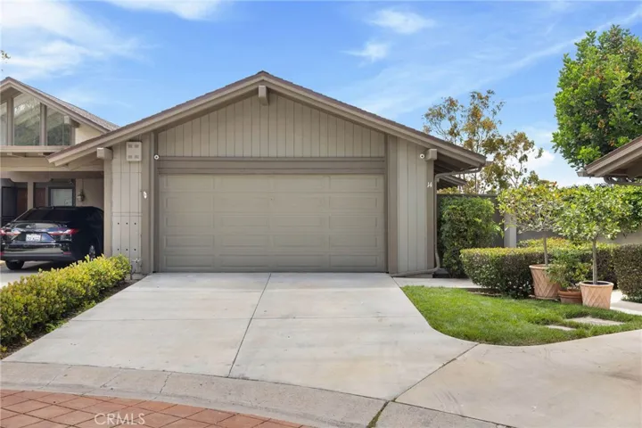 14 Viejo 75, Irvine, California 92612