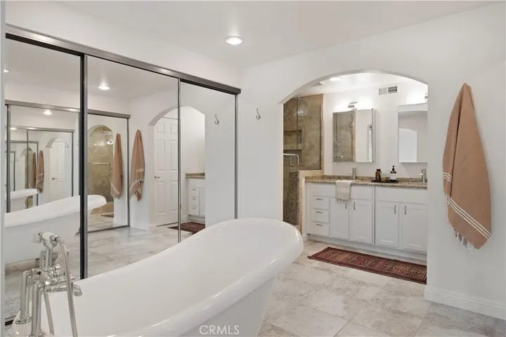 14 Viejo 75, Irvine, California 92612