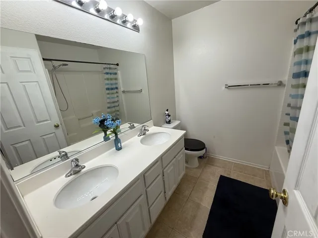 Hallway bath