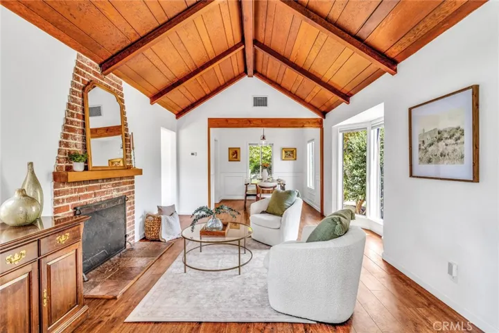 12705 Sarah Street, Studio City, California 91604