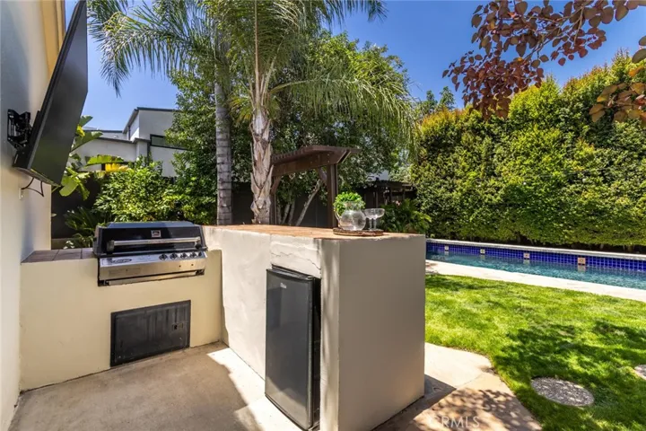 12705 Sarah Street, Studio City, California 91604