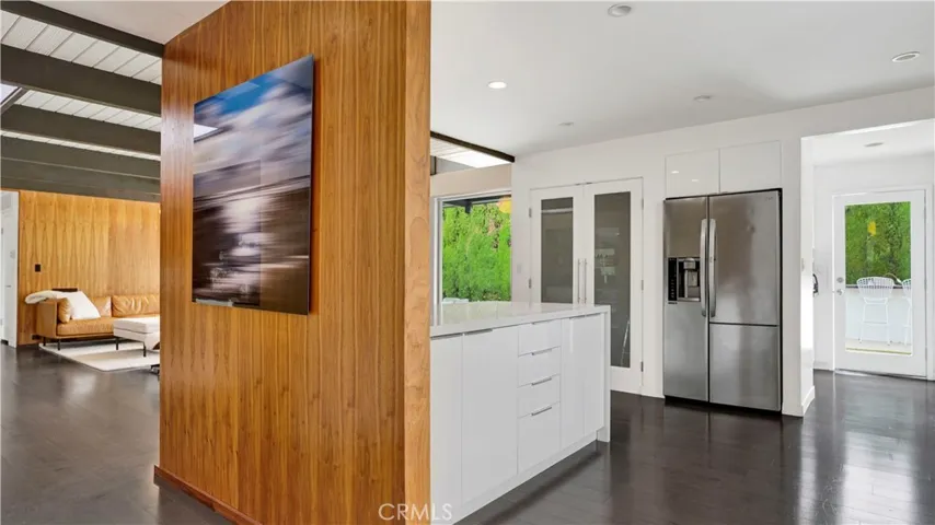 2000 Nautilus Lane, Newport Beach, California 92660