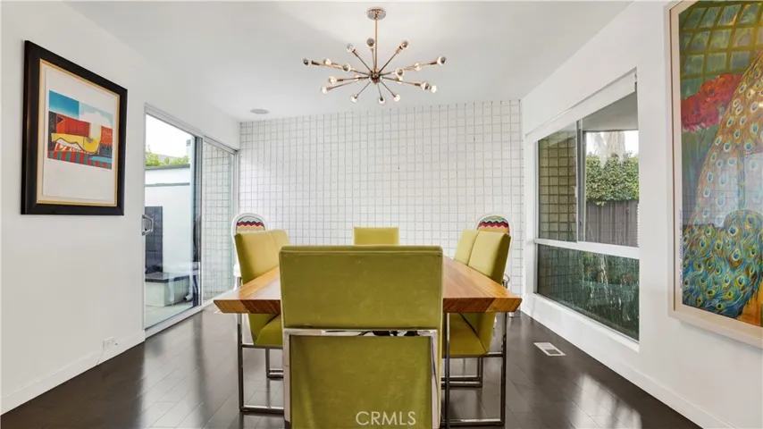 Formal dining room